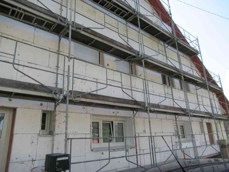 Travaux d'isolation, échafaudage