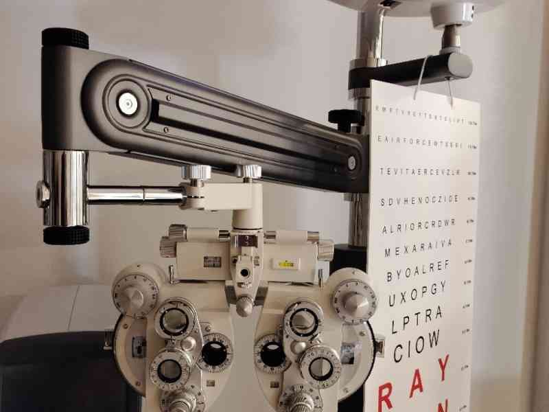 Matériel d'ophtalmologie