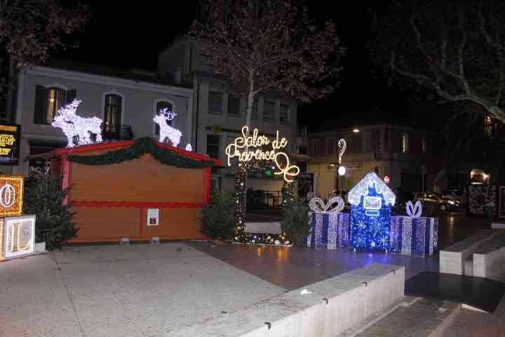 Décorations de Noël à salon de provence photo gratuite