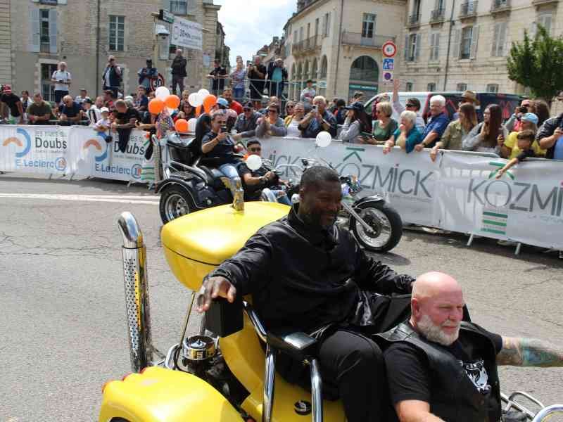Défilé des motos à Doubs photo gratuite