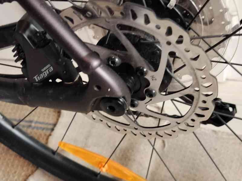 Cassette et frein à disque de vélo de route