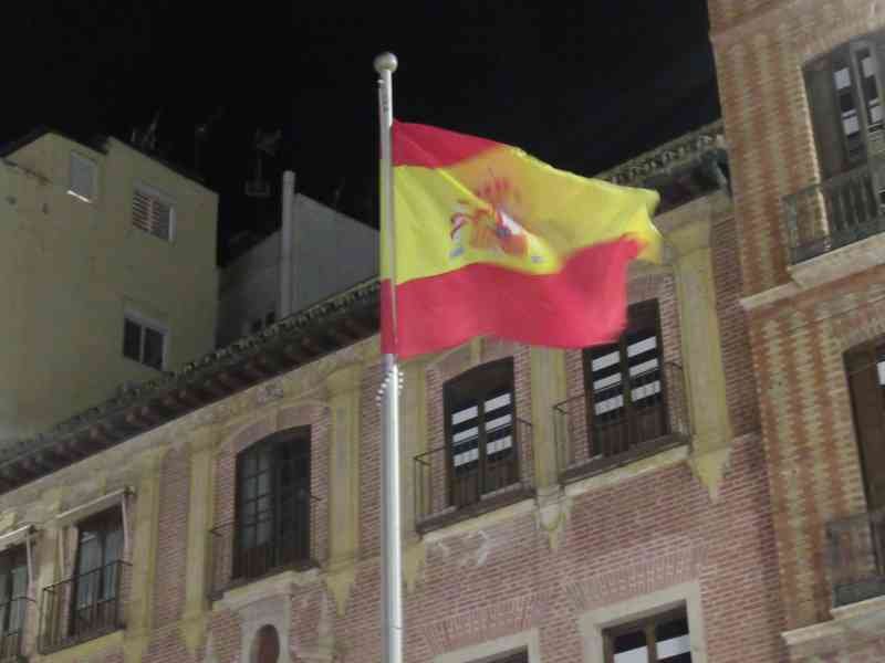 Le drapeau espagnol, photo gratuite