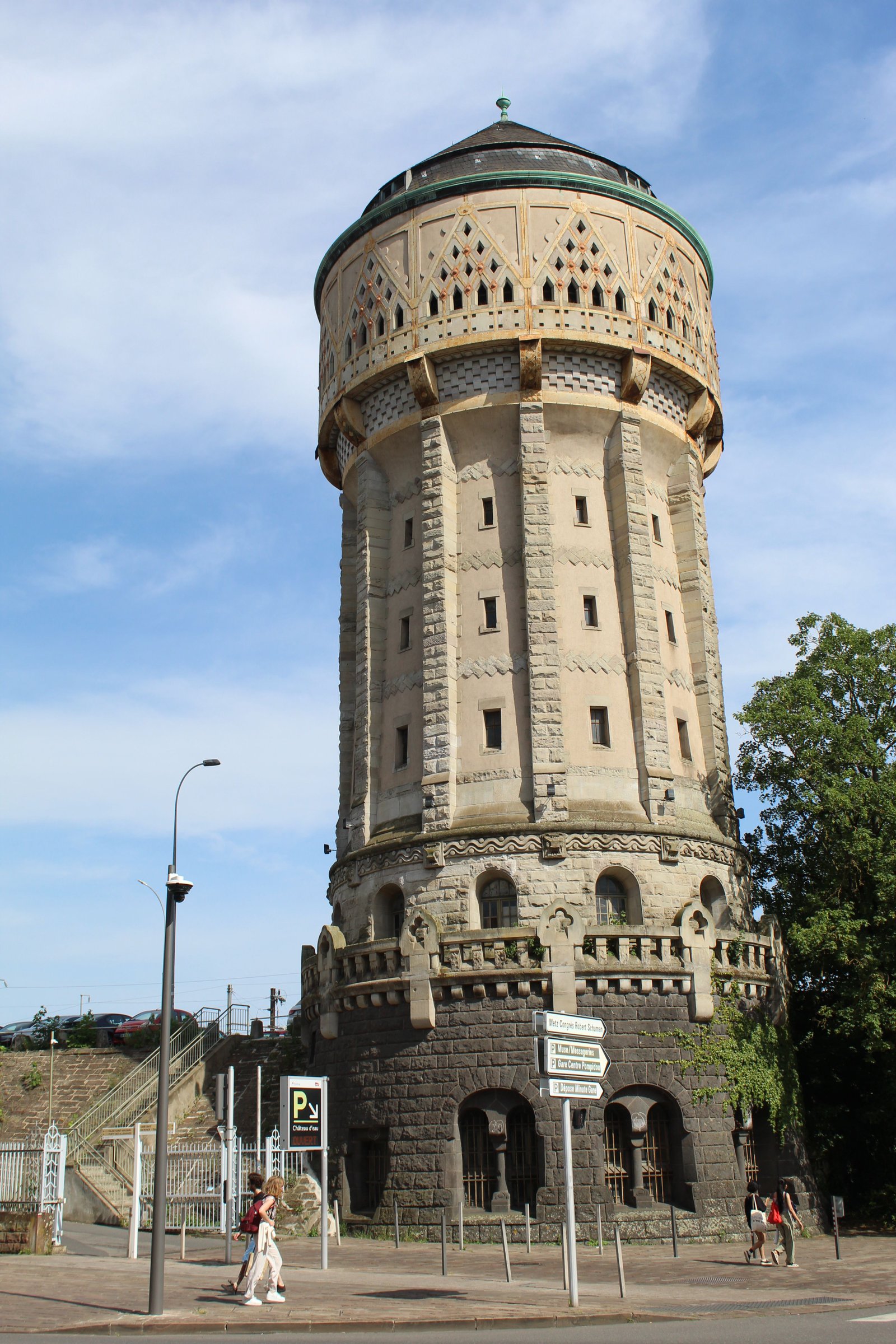 Château d'eau de la gare de Metz en Moselle, Photo gratuite