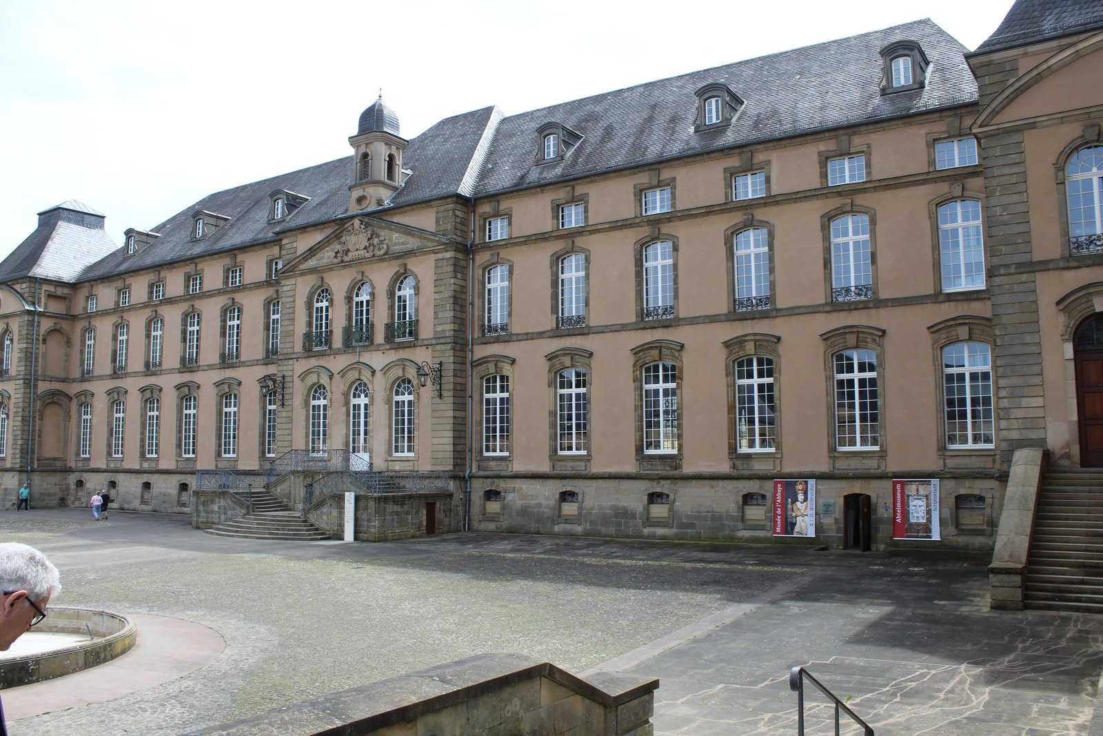 Abbaye d'Echternach au Luxembourg, photo gratuite